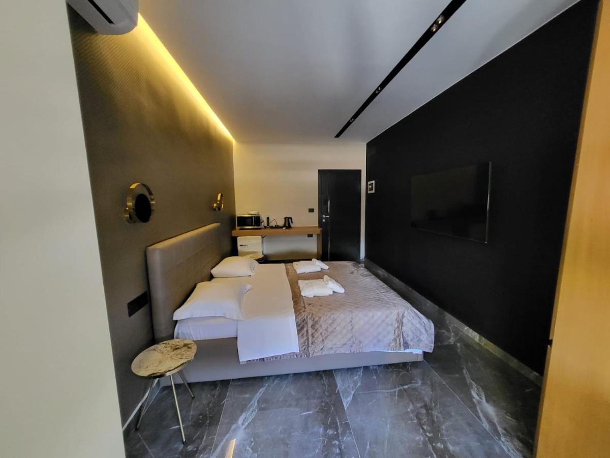 La Mirage Apartment 04 Tirana Kültér fotó