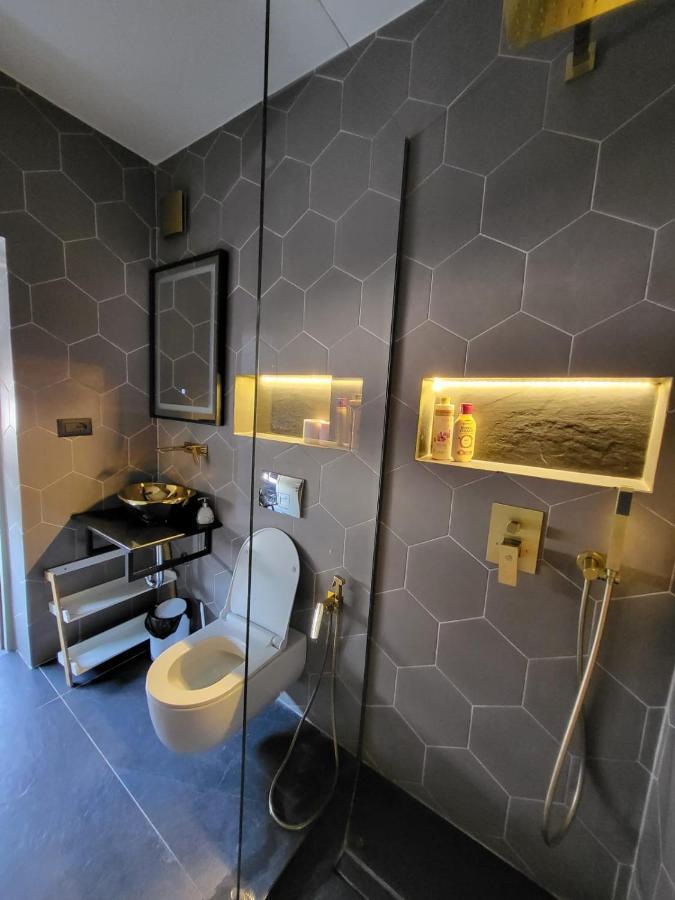 La Mirage Apartment 04 Tirana Kültér fotó